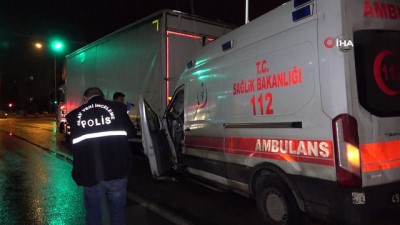 cenaze arabasi -  Elazığ’da hasta nakli yapan ambulans kaza yaptı: 1 ölü 3 yaralı Videosu