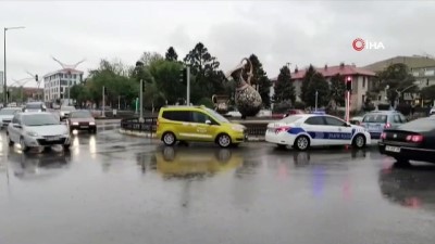  Erzincan'da 4.0 büyüklüğünde deprem