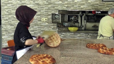 cocuk gelisimi -  Tezgahtar olarak işe başladı, şimdi taş fırında ekmek pişiriyor Videosu