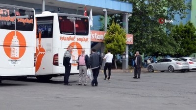  Kısıtlama kalktı, İstanbul'a gitmek isteyen vatandaşlar otogara koştu