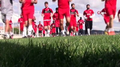 Sivasspor günü tek idmanla tamamladı