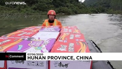 Çin'deki şiddetli yağış ve seller nedeniyle yüz binlerce kişi tahliye edildi