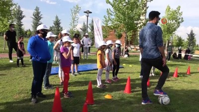 tekvando -  Elazığ’da çocuklara yönelik sosyal mesafeli etkinlik Videosu