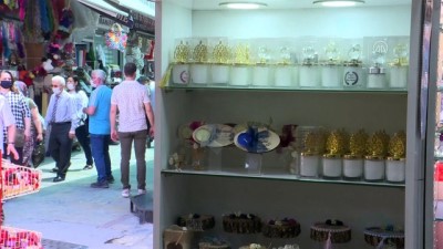 yavaslar - Tarihi Kemeraltı Çarşısı'nda 'düğün' sevinci - İZMİR Videosu
