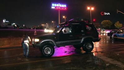 mahsur kaldi -  Ankara'da sağanak yağış sele neden oldu Videosu