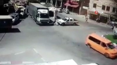 yasli kadin -  - Filistin’de 72 yaşındaki kadını kamyon ezdi Videosu