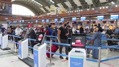 pasaport kontrolu - İstanbul Sabiha Gökçen Havalimanı'ndan yurt dışı uçuşları yeniden başladı - İSTANBUL Videosu