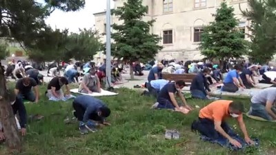 Doğu Anadolu'da cuma namazı salgın sonrası üçüncü kez kılındı - KARS