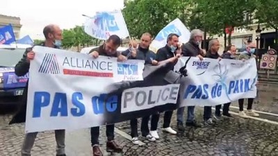 polis siddeti -  - Fransa'da İçişleri Bakanı Castaner'e tepki gösteren polislerden protesto Videosu