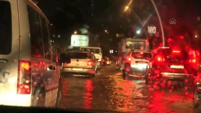 Sağanak nedeniyle ev ve iş yerlerini su bastı - ANKARA