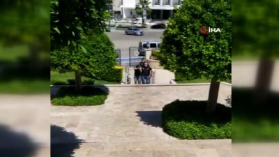  Uyuşturucu tacirleri tutuklandı