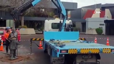 ingilizler -  - Yeni Zelanda'da şehre adı verilen İngiliz subayın heykeli kaldırıldı Videosu
