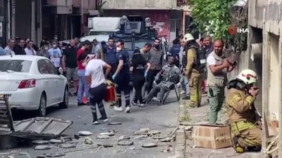 saglik ekibi -  Beyoğlu Okmeydanı'nda bir iş yerinde patlama meydana geldi Videosu