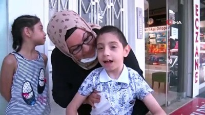 serebral palsi hastasi -  Engelli Küçük Efe’ye çöp kamyonu sürprizi Videosu