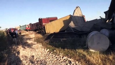 vagon - Malatya'da iki yük treni çarpıştı (2) Videosu
