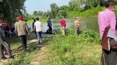 sudan -  Arkadaşlarıyla Sakarya Nehri’ne giren 13 yaşındaki çocuk kayboldu Videosu