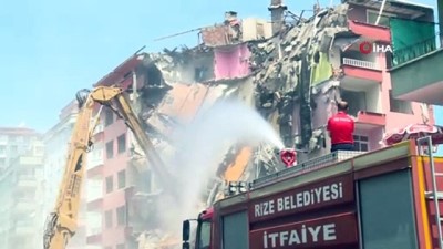 konakli -  Kolonlarında çatlak tespit edilen 11 katlı bina yıkılıyor Videosu