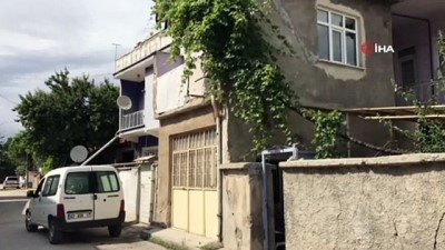 silahli kavga -  Konya’da komşular arası silahlı kavga: 1 yaralı Videosu