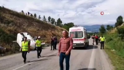  LPG yüklü tır ile minibüs çarpıştı: 6 yaralı