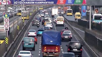  E-5'teki yoğun trafik böyle görüntülendi