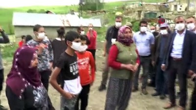 kriz merkezi -  Erzurum Valisi Okay Memiş, depremin yıkıma neden olduğu mezralarda incelemelerde bulundu Videosu