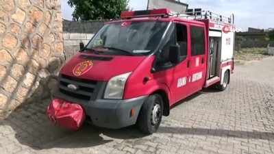 insaat alani -  İtfaiye ekipleri enkaz altında kalan yavru köpeği kurtardı Videosu