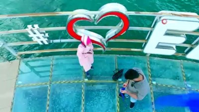 genc ogretmen -  Sürpriz evlilik teklifi gökyüzünden geldi Videosu