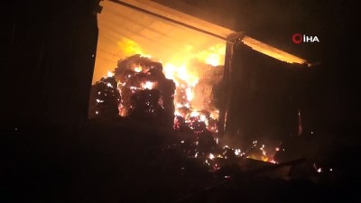  - Aksaray'ın Yenikent beldesinde bulunan yem fabrikası ve yonca deposunda yangın çıktı. Ekipler yangını kontrol altına almaya çalışıyor