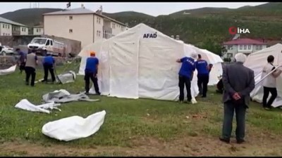  Karlıova’da tedbir amaçlı çadırlar kuruldu