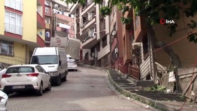 elektrik diregi -  Sünger yüklü kamyon elektik diğerini araçların üzerine devirdi Videosu