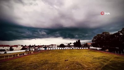  Yağmur bulutlarından görsel şölen