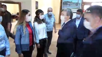  Aksaray Valisi Aydoğdu görevine başladı