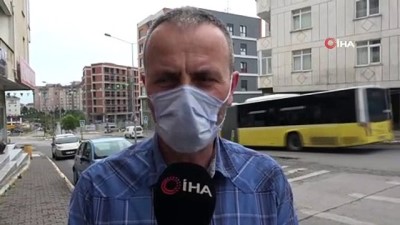  Alev alev yanan aracı belediye temizlik ekipleri söndürdü