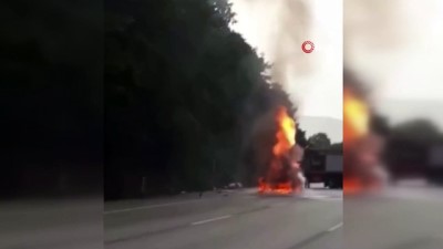 yangin tupu -   Bursa Ankara yolunda araç alev alev yandı Videosu
