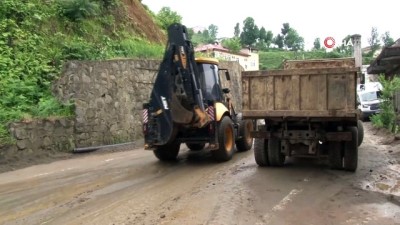 kader -  Rize'nin İyidere ilçesinde şiddetli yağmur nedeniyle 20 iş yerini su bastı Videosu