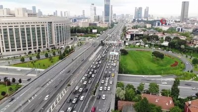   E-5’te akşam saatlerinde trafik yoğunluğu