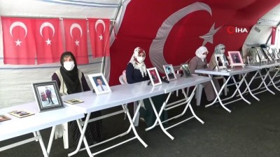  HDP önündeki ailelerin evlat nöbeti 274'üncü gününde