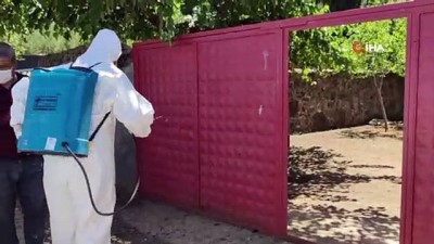  Karantina altına alınan evler dezenfekte edildi