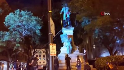  - ABD’de göstericiler bir heykeli daha yıktı
- Heykelin yıkılmasına kızan Trump’tan polise tepki