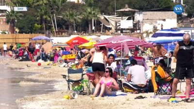 Corona’ya Rağmen Çeşme’de Plajlar Doldu