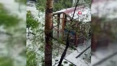  Kars’ta sabah saatlerinde dolu yağışı