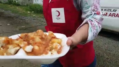 sabah kahvaltisi -  Türk Kızılay'ı her afette olduğu gibi Bingöl'de de görevde Videosu