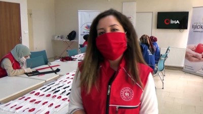  Erzincan’da çocuklara özel tasarım maske