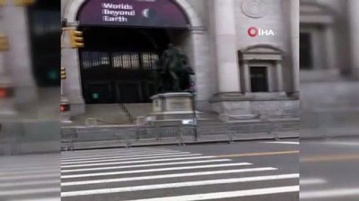polis siddeti -  - Eski ABD Devlet Başkanı Roosevelt'in New York'taki heykeli kaldırılacak Videosu