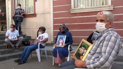  - HDP önündeki ailelerin evlat nöbeti 294'üncü gününde