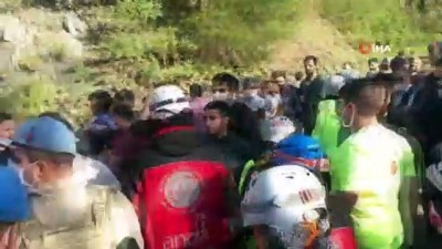  Selde kaybolan 4 kişiden 3'nün cesedi bulundu. Kaybolan 1 kişiyi arama çalışmaları devam ediyor