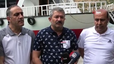  Van Gölü’nün saklı koyları ziyaretçilerini mest ediyor