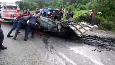 kesk -  Bolu’da tırla çarpışan otomobil sürücü yanan araçta can verdi Videosu