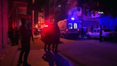 polis araci -  Şanlıurfa’da iki grup arasında silahlı kavga: 7 yaralı Videosu
