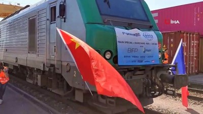 hava tasimaciligi -  - Çin'den trenle gönderilen 20 milyon tıbbi malzeme, 19 günlük yolculuğun ardından Paris'e ulaştı Videosu